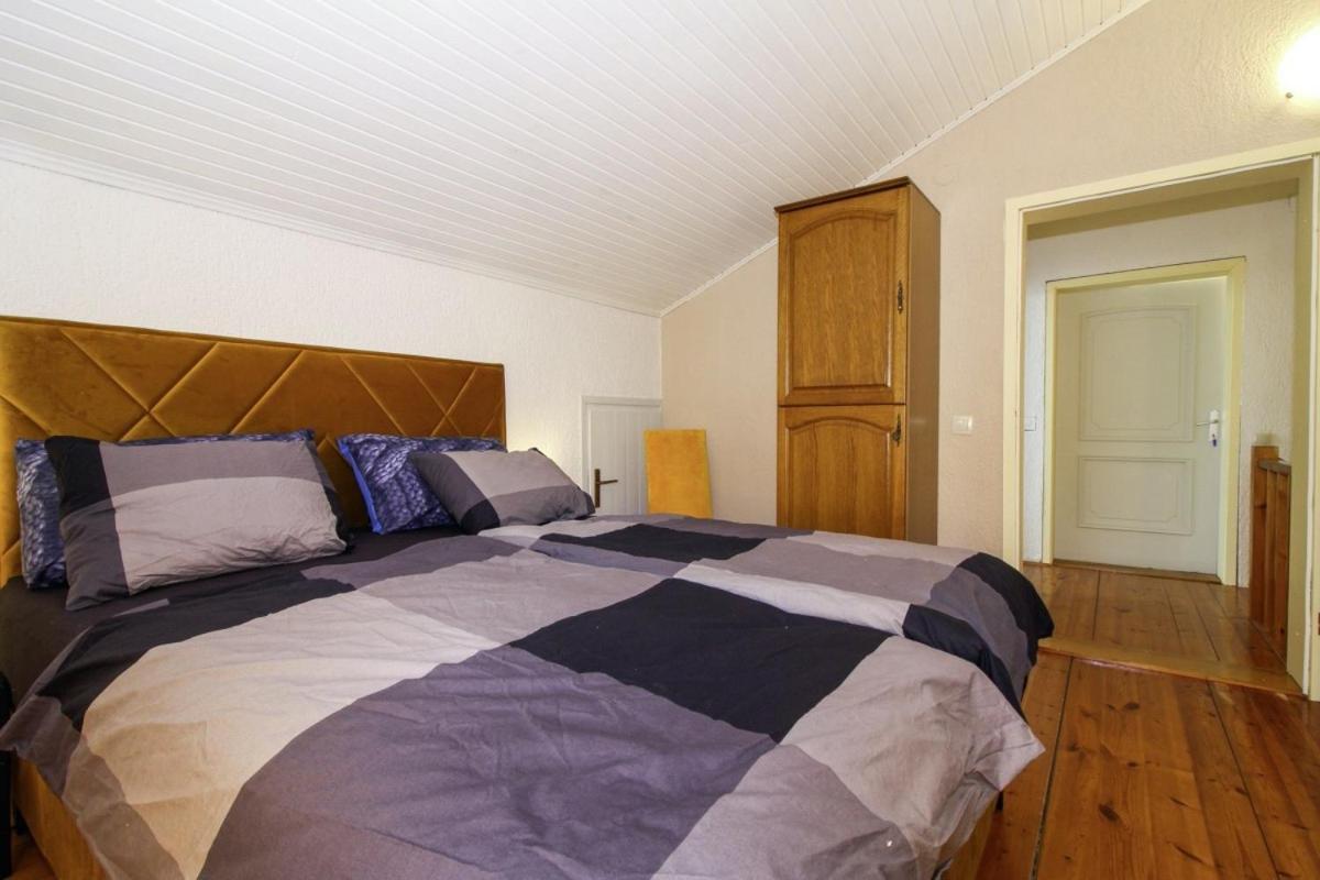 Casa Parenzana In Porec - Haus Fuer 7-9 Personen Luaran gambar